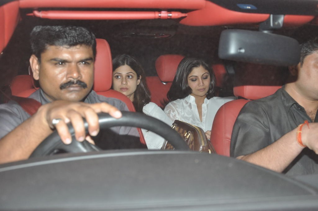 Yash Chopra Chautha Ceremony - 61 / 68 photos