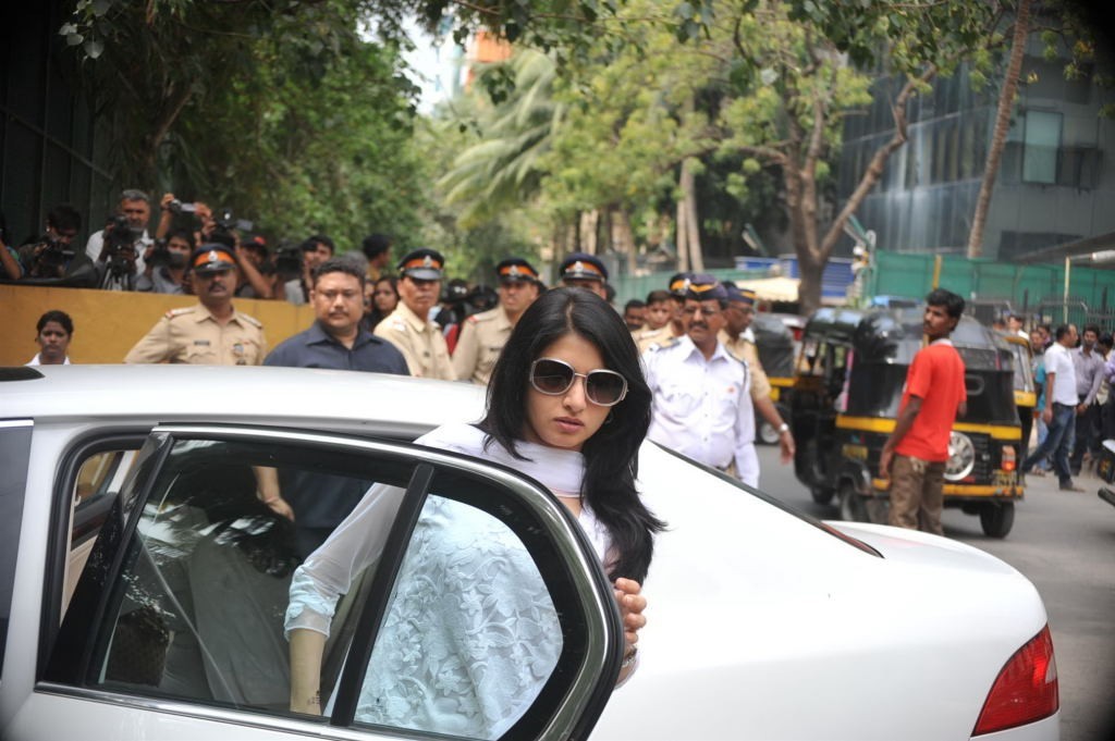 Yash Chopra Condolences Photos - 85 / 138 photos