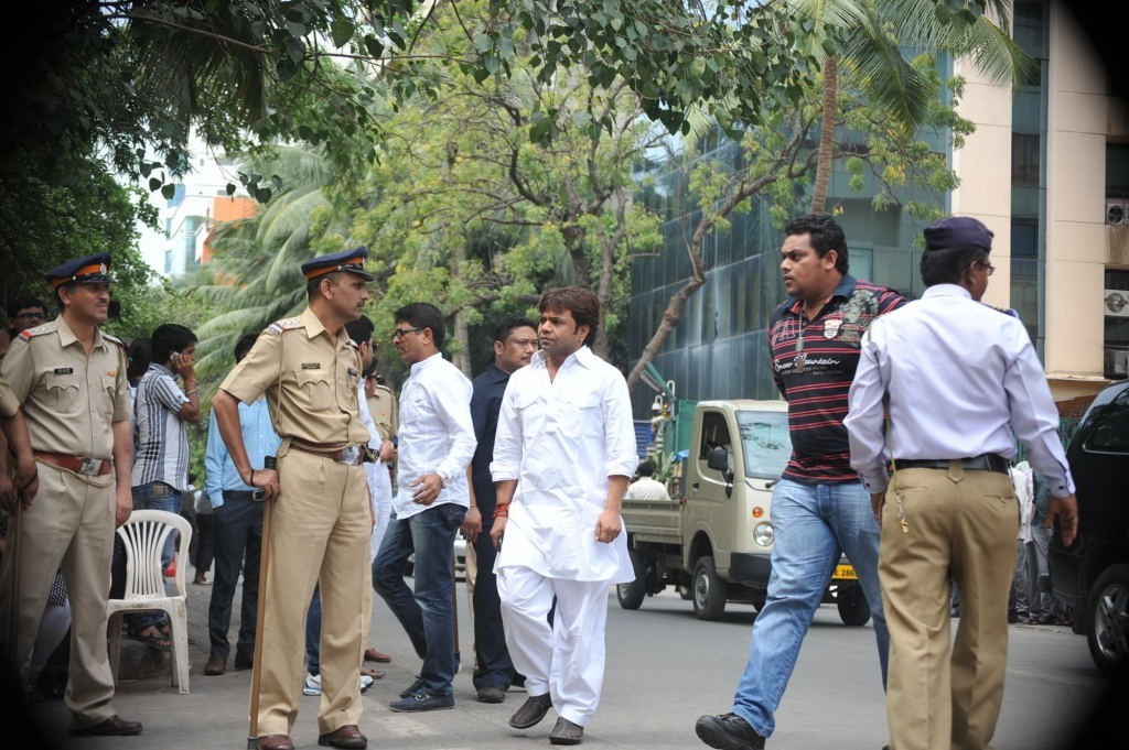 Yash Chopra Condolences Photos - 129 / 138 photos