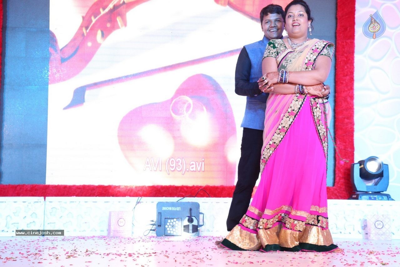 Yogesh and Krishika Sangeet Ceremony - 37 / 128 photos