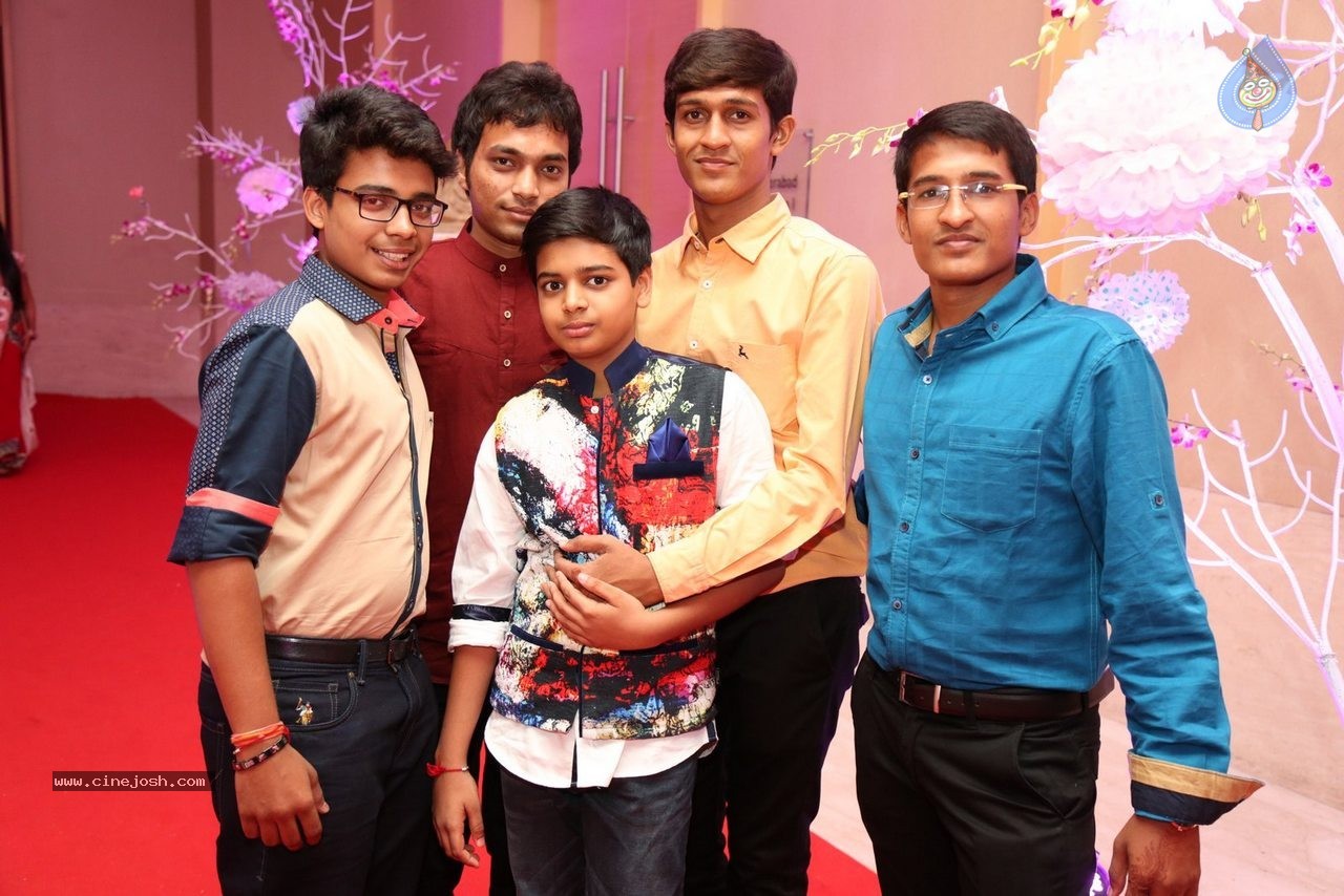 Yogesh and Krishika Sangeet Ceremony - 46 / 128 photos