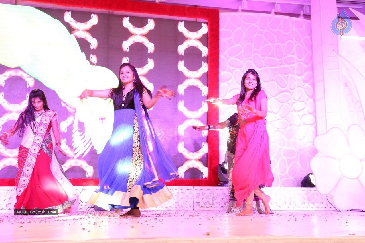 Yogesh and Krishika Sangeet Ceremony - 64 / 128 photos