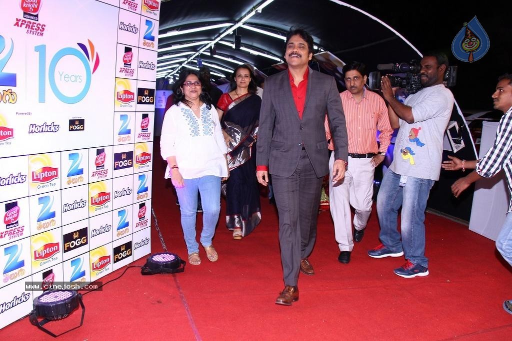 Zee 10 Years Celebrations Red Carpet 02 - 5 / 8 photos