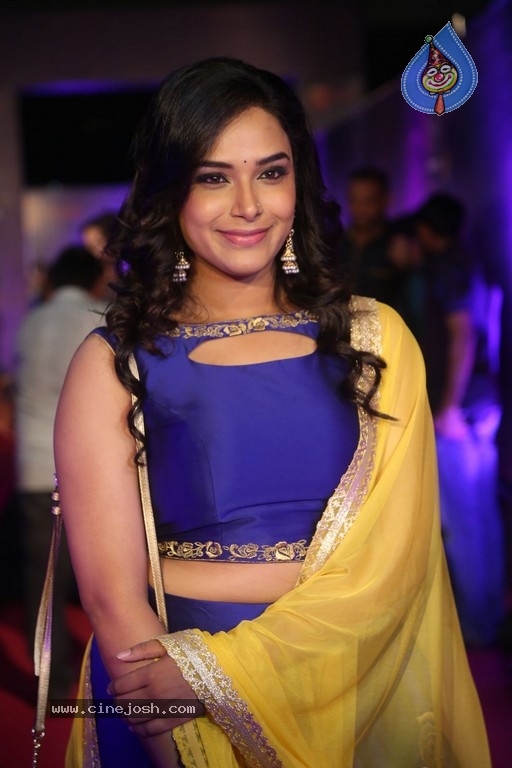 Zee Telugu Apsara Awards 2018 - 54 / 106 photos
