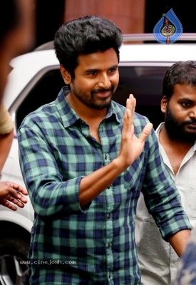 Actor Sathish - Sindhu Wedding Reception Stills - 83 of 105