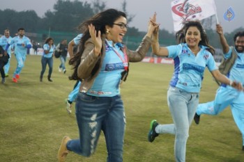 Bhojpuri Dabanggs Vs Mumbai Heroes Match  - 16 of 50