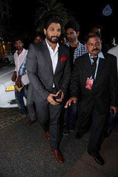 Britannia Filmfare Awards 2016 Photos 3 - 9 of 59