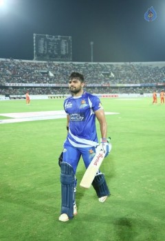 CCL 6 Telugu Warriors Vs Karnataka Bulldozers Match Photos - 31 of 63