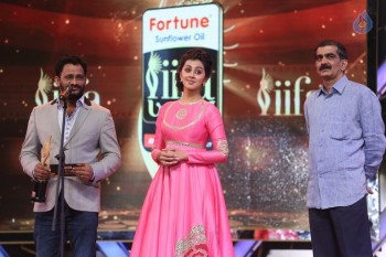 Celebrities at IIFA Utsavam Awards 2016 - 25 of 101