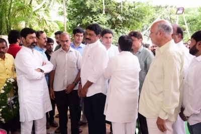 Celebrities Pay Homage To Nandamuri Harikrishna Set 5 - 22 of 35