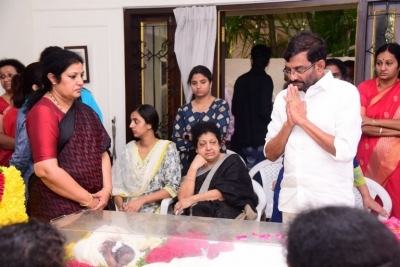 Celebrities Pay Homage To Nandamuri Harikrishna Set 6 - 34 of 40