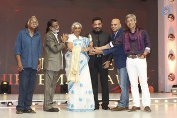 Celebs at Mirchi Music Awards 2014 Photos 2 - 29 of 63