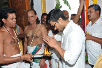 Chiranjeevi Birthday Special Pooja at Film Nagar Temple - 40 of 72
