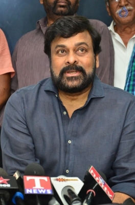 Chiranjeevi, Mohan Babu and Allu Aravind Meets Dasari Narayana Rao - 7 of 73