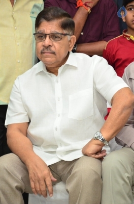 Chiranjeevi, Mohan Babu and Allu Aravind Meets Dasari Narayana Rao - 38 of 73