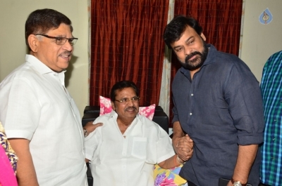 Chiranjeevi, Mohan Babu and Allu Aravind Meets Dasari Narayana Rao - 39 of 73