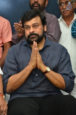 Chiranjeevi, Mohan Babu and Allu Aravind Meets Dasari Narayana Rao - 65 of 73