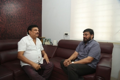 Chiranjeevi Pays Tribute To B Jaya - 12 of 21