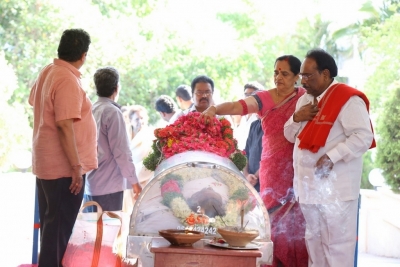 Dasari Narayana Rao Condolences Photos 4 - 32 of 83