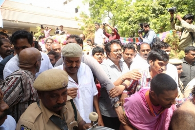 Dasari Narayana Rao Condolences Photos 5 - 35 of 127