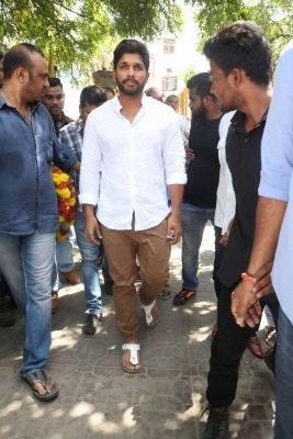 Dasari Narayana Rao Condolences Photos 5 - 74 of 127