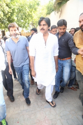 Dasari Narayana Rao Condolences Photos 5 - 80 of 127