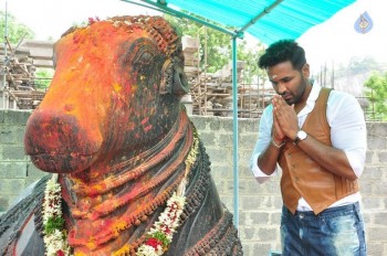 Dynamite Team at Warangal Thousand Pillar Temple - 24 of 36