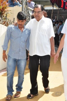 Edida Nageswara Rao Condolences Photos 2 - 16 of 138