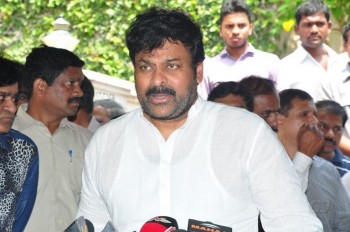 Edida Nageswara Rao Condolences Photos 2 - 110 of 138