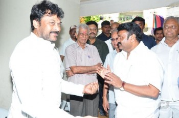 Edida Nageswara Rao Condolences Photos 2 - 111 of 138