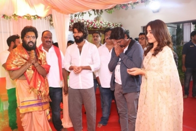 Ganesh Visarjan Celebrations at Asian Group office - 6 of 14