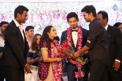 Hero Vishal Sister Aishwarya Wedding Reception Photos - 6 of 31