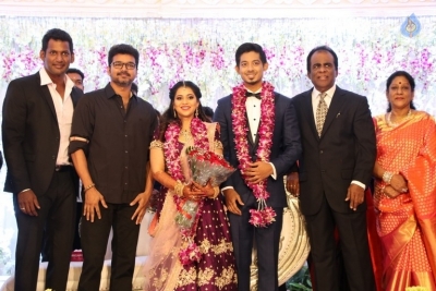 Hero Vishal Sister Aishwarya Wedding Reception Photos - 13 of 31