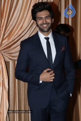 Isha Ambani & Anand Piramal Wedding Reception - 1 of 34