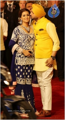 Isha Ambani and Anand Piramal Wedding Photos - 4 of 19