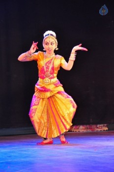 K A Lakshmi Bharatanatyam Arangetram Photos - 31 of 38