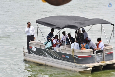Khairatabad and Balapur Ganesh Nimajjanam Photos - 26 of 85