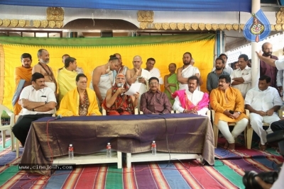 Mohan Babu as Chairman Of Film Nagar Daiva Sannidhanam - 24 of 36