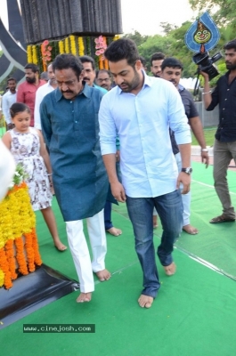 NTR Family Members Pay Tribute at NTR Ghat - 30 of 100