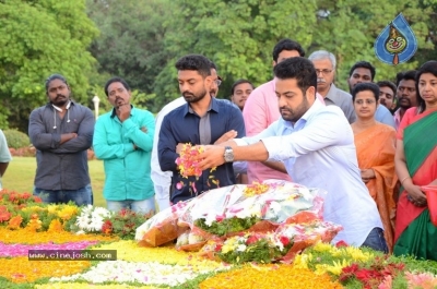 NTR Family Members Pay Tribute at NTR Ghat - 34 of 100