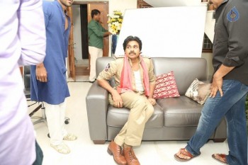 Pawan Kalyan meets Chiranjeevi - 25 of 74