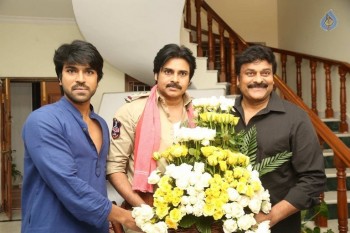 Pawan Kalyan meets Chiranjeevi - 47 of 74