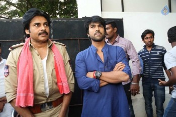 Pawan Kalyan meets Chiranjeevi - 55 of 74