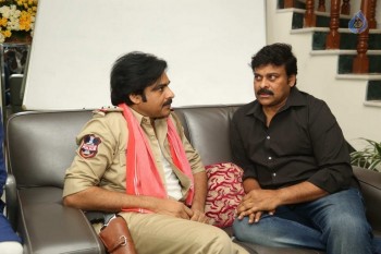 Pawan Kalyan meets Chiranjeevi - 74 of 74