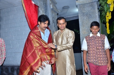 Pawan Kalyan Visits Andhra Prabha Ganapathi Pooja Photos - 30 of 41