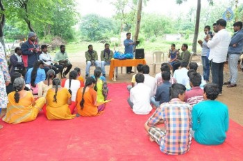 Ram Laxman Donates 1 Lakh for Sphoorthi Jyothi Foundation - 25 of 41