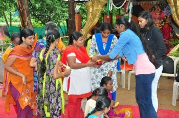 Ram Laxman Donates 1 Lakh for Sphoorthi Jyothi Foundation - 27 of 41