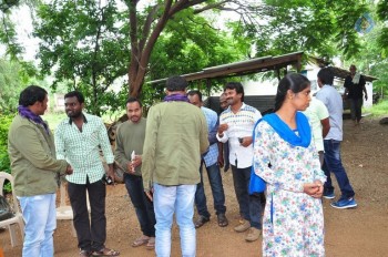 Ram Laxman Donates 1 Lakh for Sphoorthi Jyothi Foundation - 33 of 41