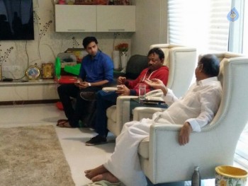 RGV Meets Vangaveeti and Devineni Families - 26 of 39