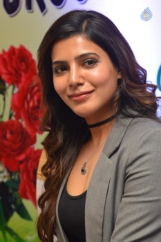 Samantha at BBD Brochure Launch - 21 of 63